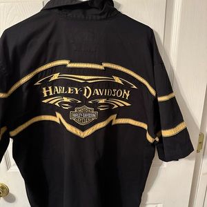 XL HARLEY DAVIDSON SHIRT